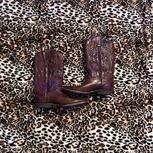 Cowboy boots🤎